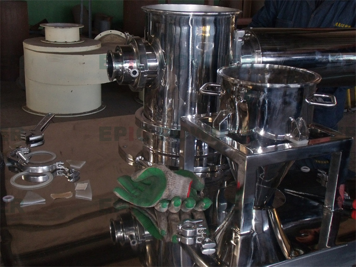 超微超細(xì)對撞式氣流粉碎機(jī)